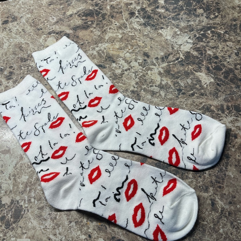 Stylish White and Red Patterned 💄 Socks. Gently worn.